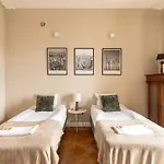 Concierge Wilcza Διαμέρισμα *