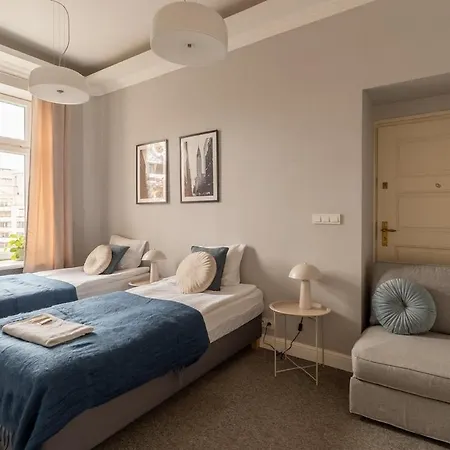 Concierge Wilcza * Warsaw