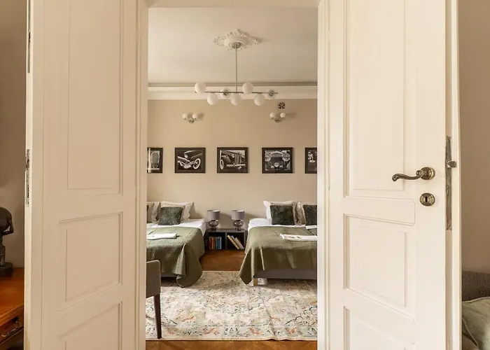 Concierge Wilcza Apartment *