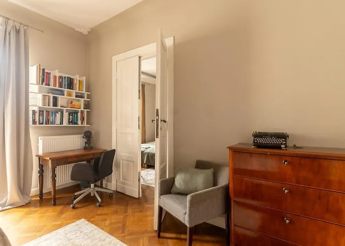 Concierge Wilcza Warsaw